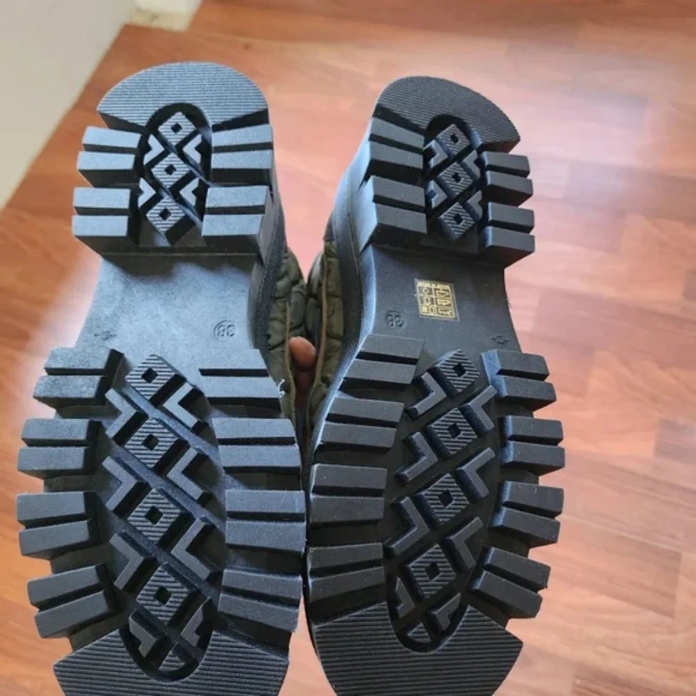 Free People Quilted Dawn Hiking Boot 38/8 NIB - Picture 9 of 11